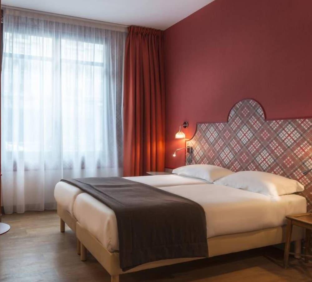 Hotel Boris V. By Happyculture Levallois-Perret Bagian luar foto