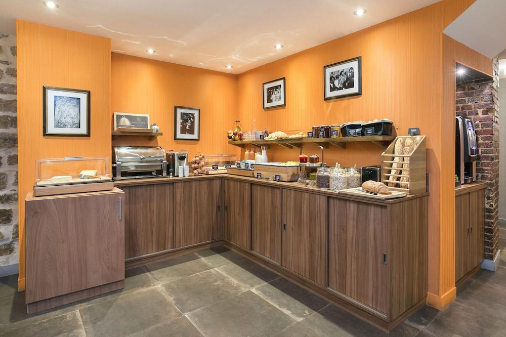 Hotel Boris V. By Happyculture Levallois-Perret Bagian luar foto