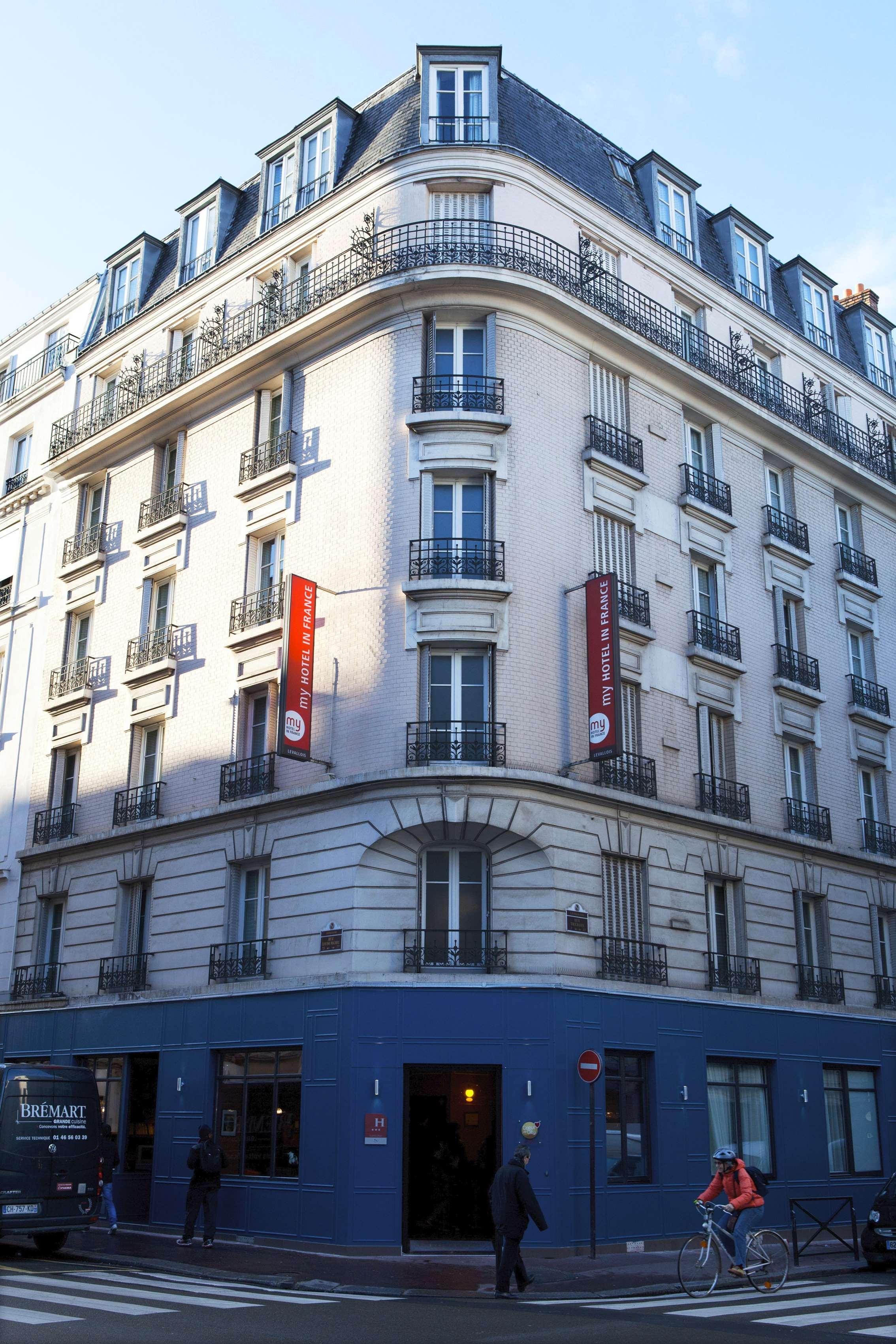 Hotel Boris V. By Happyculture Levallois-Perret Bagian luar foto