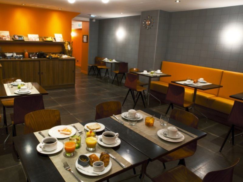 Hotel Boris V. By Happyculture Levallois-Perret Bagian luar foto